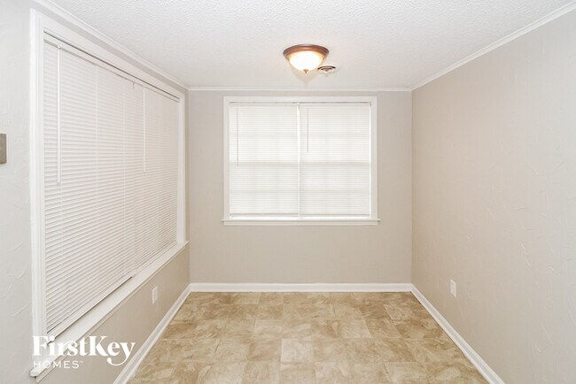 Foto del edificio - 6341 Cheekwood Ave