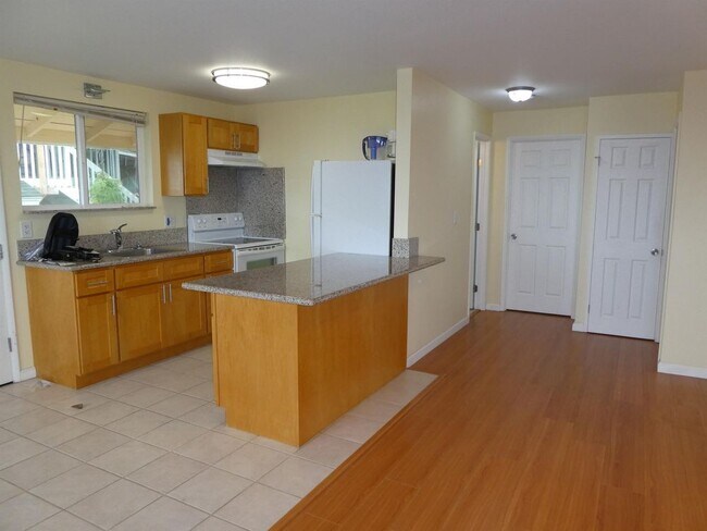 Foto del edificio - 3608 Aliamanu Street - B