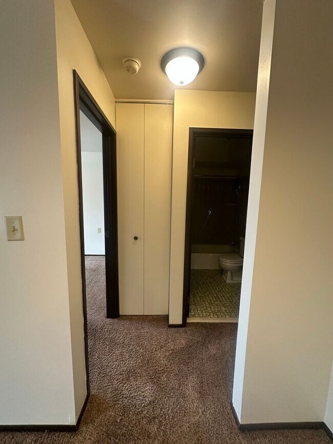 Foto del edificio - Affordable Senior/Disabled Housing - Second Floor