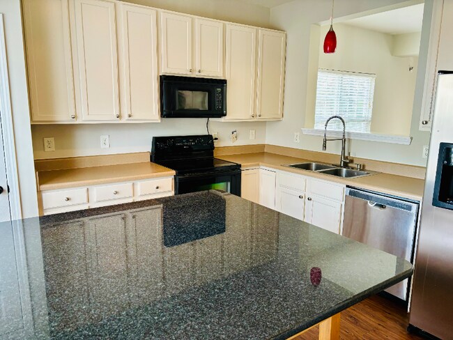 Foto del edificio - 21 Edgebrook Cir