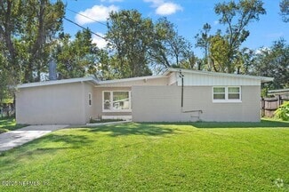Building Photo - 7038 Deauville Rd