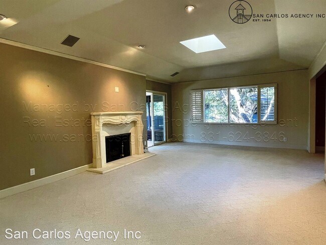 Foto del edificio - 2 br, 2 bath House - 97 Del Mesa Carmel