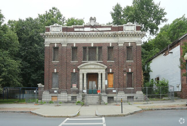 Building Photo - 3rd Precinct