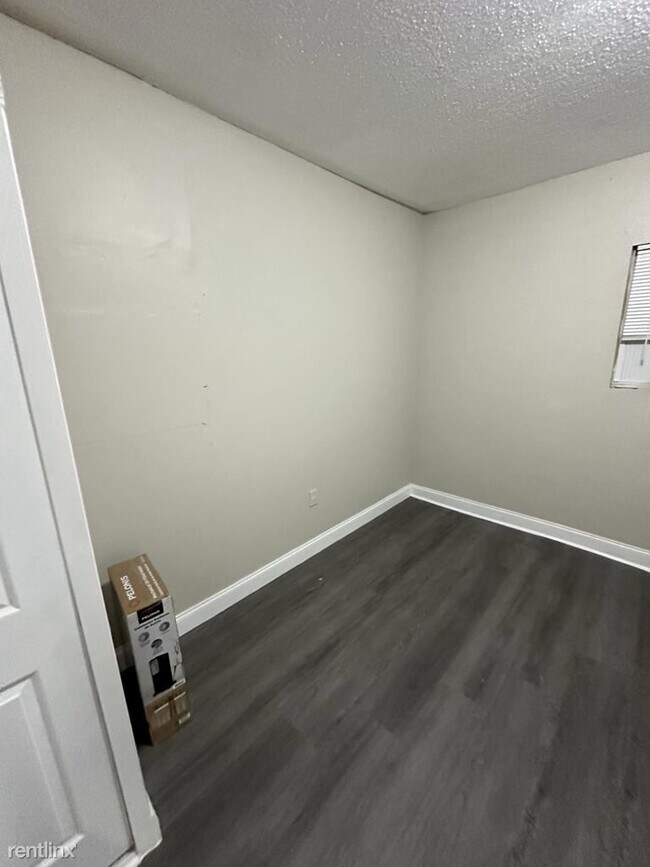Building Photo - 2 br, 1 bath House - 940 Marvin C Zanders ...