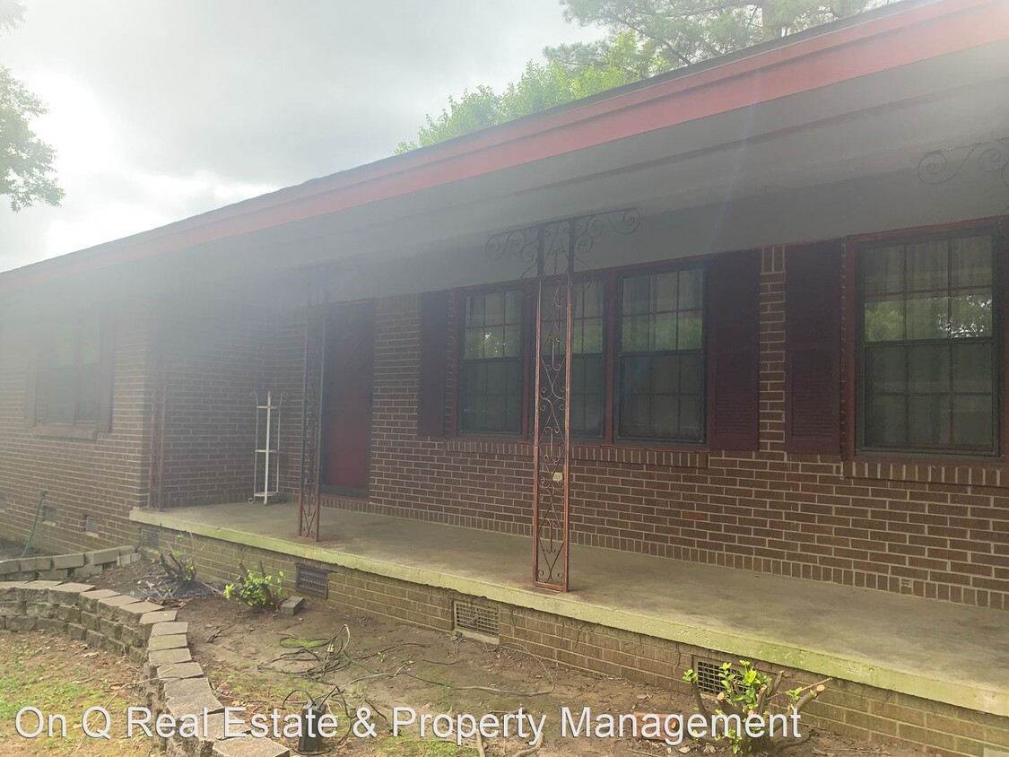 Primary Photo - 3 br, 2 bath House - 907 Twin Oaks