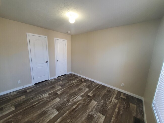 Foto del edificio - 49 Parakeet Hill Dr