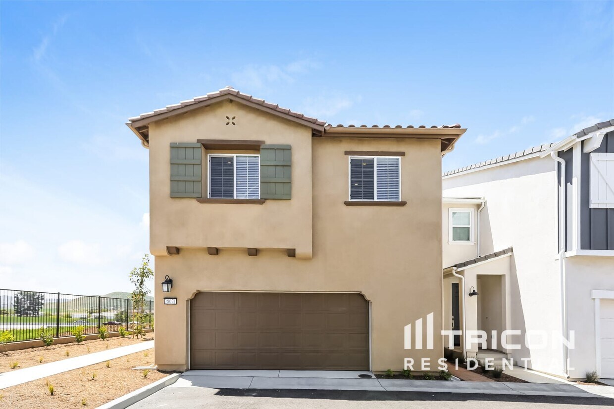 Foto principal - 28071 Rosetta St