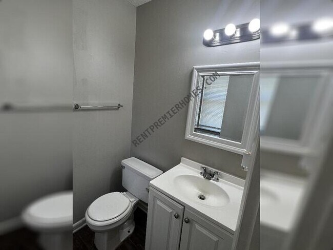 Foto del edificio - 6617 Whippoorwill Ln