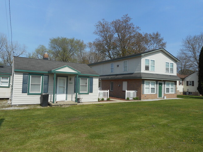 Building Photo - 26660 W Huron River Dr