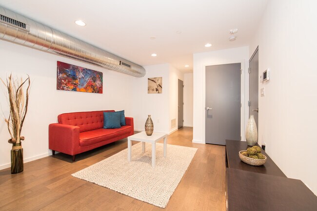 Foto del edificio - 1443 N 7th St
