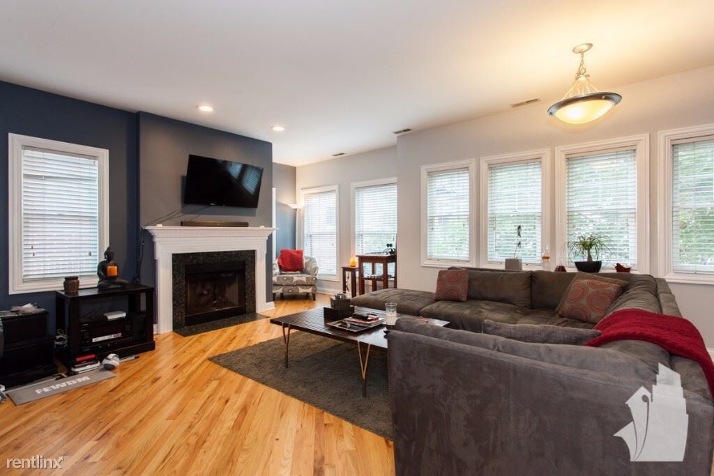 Primary Photo - 3117 N Orchard St