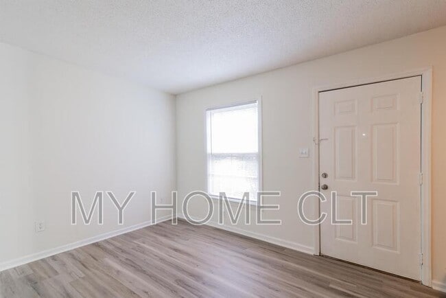 Photo - 1314 Boone St Townhome