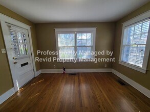 Building Photo - 288 N McLean Blvd