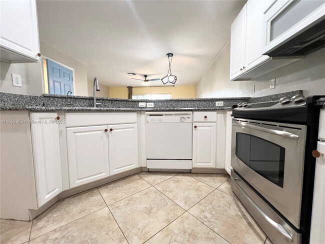 Building Photo - 8977 Chambers St