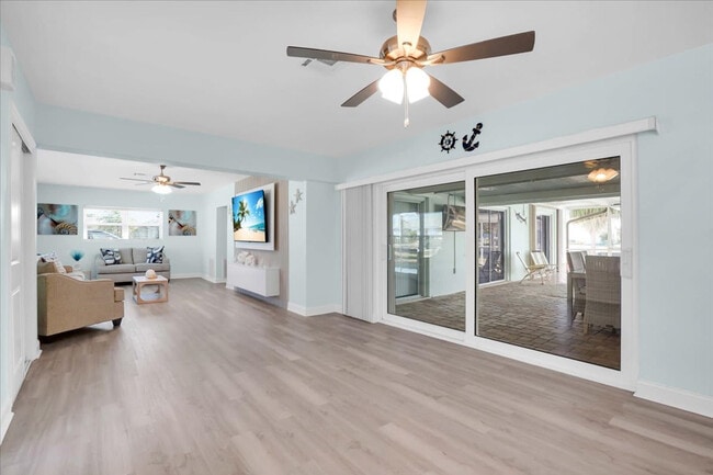 Building Photo - 115 Leland St SE