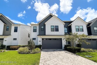 Building Photo - 11344 Newtonian Blvd