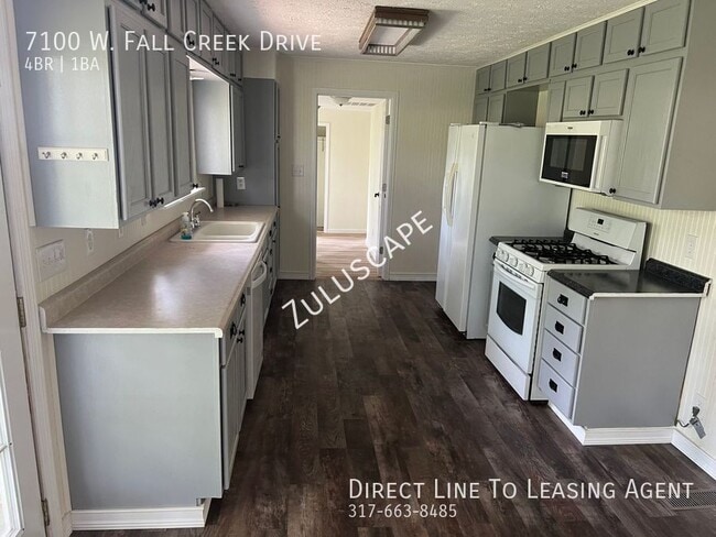 Foto del edificio - 7100 W Fall Creek Dr