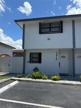 Building Photo - 1310 W 42nd St