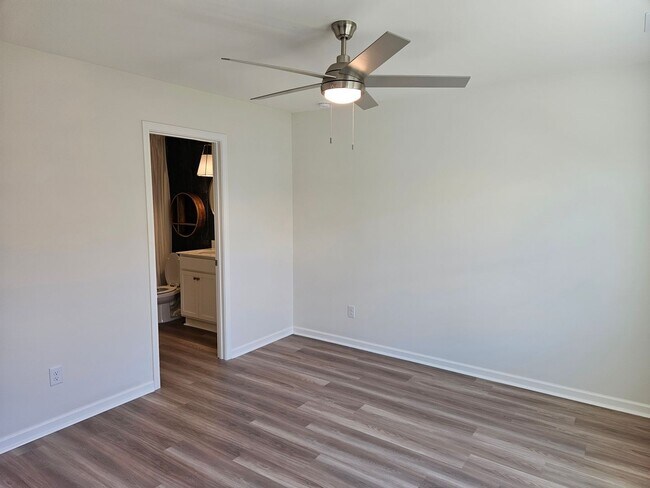 Foto del edificio - Unfurnished 3 Bedroom, 2 bath home - Hampstead - Brookfield Branch Community