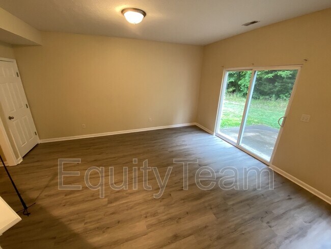 Foto del edificio - 4314 Milhaven Dr