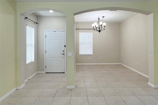 Foto del edificio - 4639 Summerlake Cir