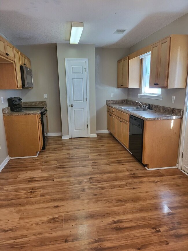 3506 13th St, Northport, AL 35476 House Rental in Northport, AL