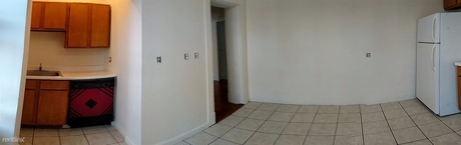 Building Photo - 22 Clary St