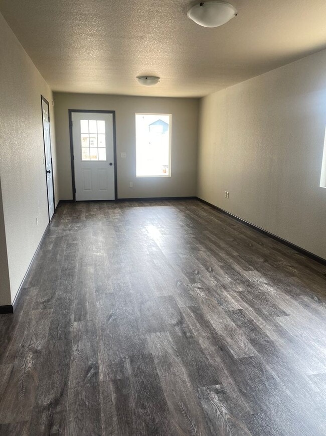Foto del edificio - BRAND NEW BUILD | 5 BED | 2 BATH | DOUBLE ...