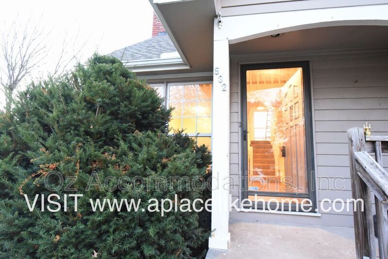 Primary Photo - 532 SE Hampton St