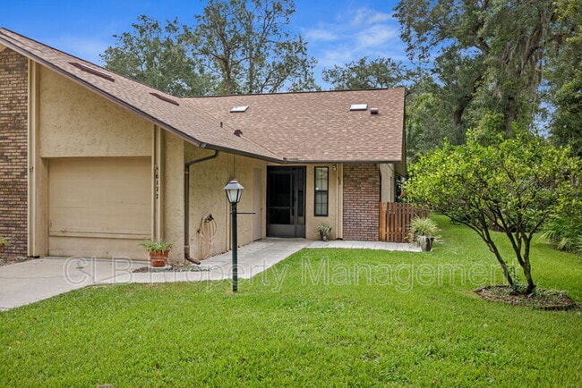 Building Photo - 6177 Sequoia Dr