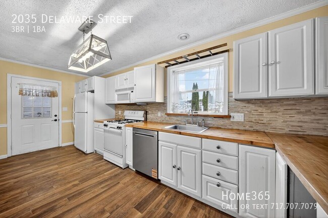 Foto del edificio - 2035 Delaware St