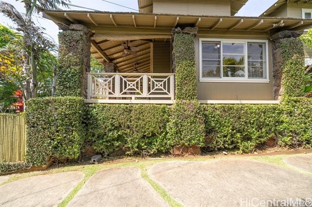 Building Photo - 927 10th Ave