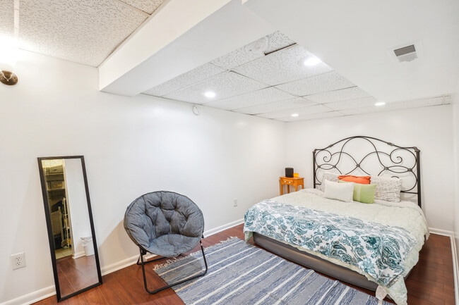 Bedroom - 6702 Baltimore Ave