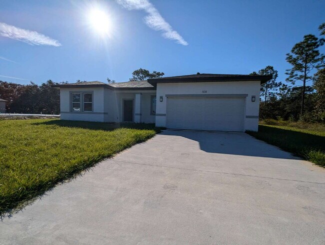 Foto del edificio - Beautiful and Secluded Poinciana Home for Rent