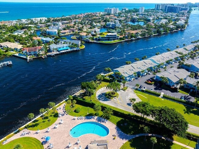 Building Photo - 859 Jeffery St