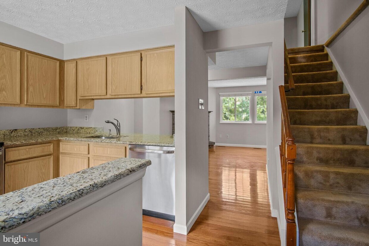 1648 Purple Sage Dr, Reston, VA 20194 Townhome Rentals in Reston VA