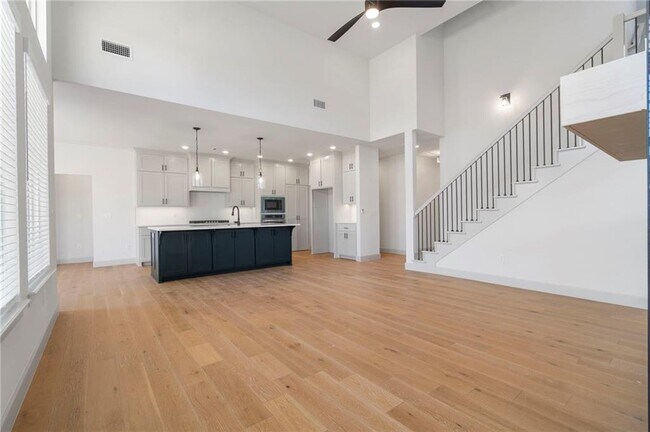 Foto del edificio - 1231 Mammoth St