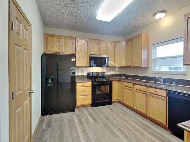 Foto del edificio - 105 Stockard Loop