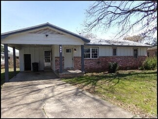 Building Photo - 905 Norma Ct
