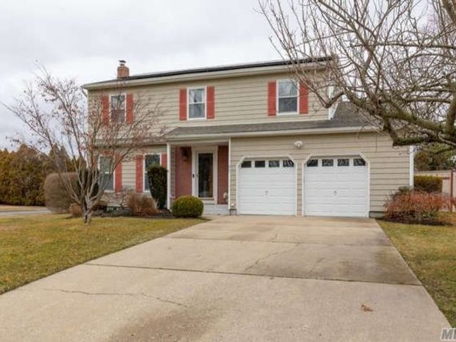 Primary Photo - 71 Loop Dr
