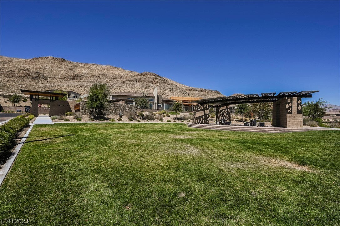 Foto principal - 6056 Willow Rock St