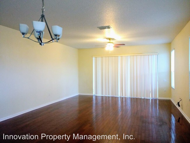 Building Photo - 1501 Florentino Ln