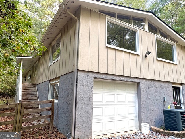 Building Photo - 435 Sherwood Rd