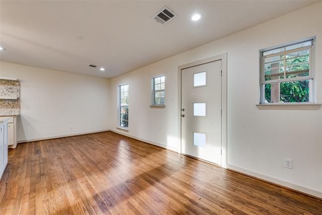 Foto del edificio - 10314 Baronne Cir