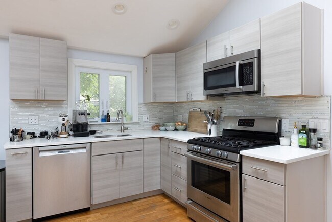 Foto del edificio - 200 Willow Ave