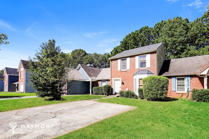 Foto del edificio - 8035 Woodlake Dr