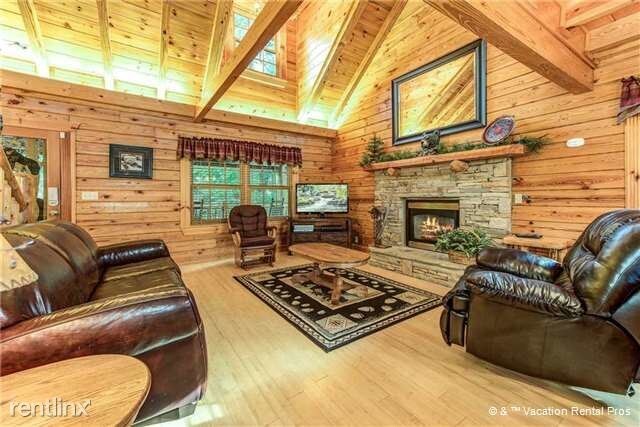 Building Photo - 1609 Majestic Oak Way