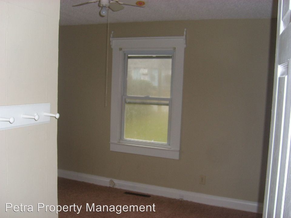 Building Photo - 2 br, 1 bath House - 307 Brown St