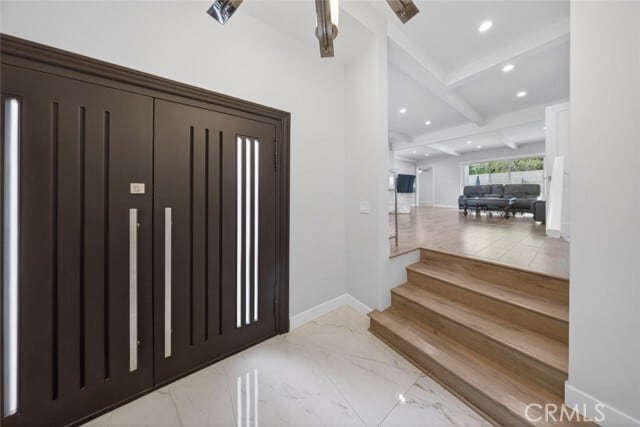 Foto del edificio - 22247 De La Osa St