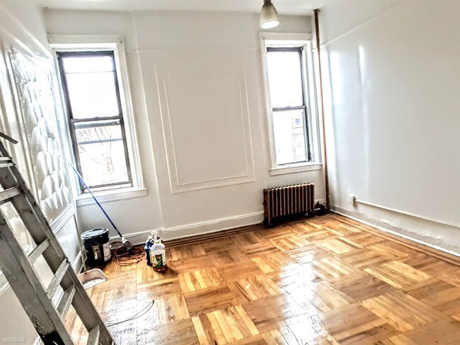 Foto del edificio - 511 Willoughby Ave
